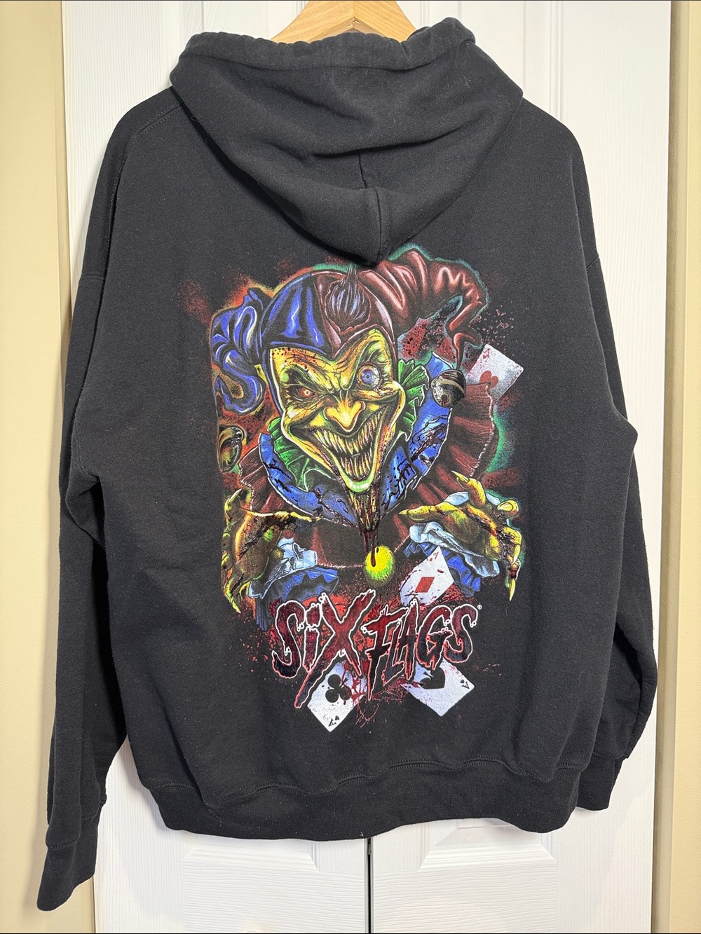 Six Flags Frightfest Joker Clown Hoodie Sweatshirt Large